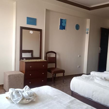 Isis Guest House Nazlet el-Sîsi Extérieur photo